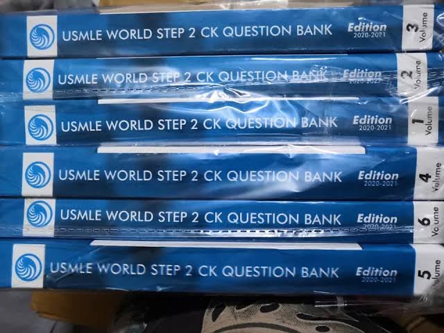 UWorld USMLE Step 2 QBank 2021 2022 Edition 7 Vol Set